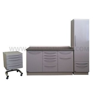 Медицинский светильник с увеличительным стеклом на кронштейне